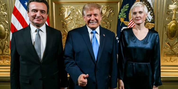 Albin Kurti takohet për herë të parë me Trumpin: SHBA-ja, aleati kryesor dhe miku special i Kosovës