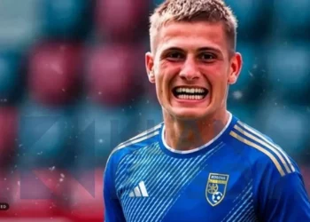 Talenti i Stuttgartit, Enis Rexhepi, zgjedh Kosovën – gati për ndeshjet e nëntorit