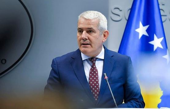 Suspendimi i zyrtarëve policorë, Sveçla: Nuk do të lejojmë njollosjen e Policisë së Kosovës
