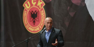 Haradinaj: Nëna Ajshe ma puthi dorën, më tha ‘ti po merr hak për Jusuf Gervallën’