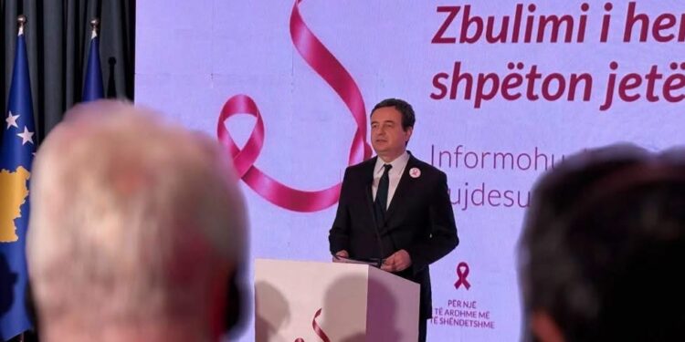 Tetori rozë, Kurti: Askush nuk duhet të përballet e vetme me kancerin e gjirit
