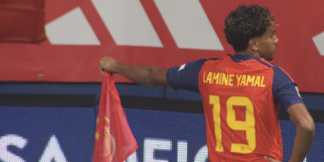 Lamine Yamal nuk është ‘normal’, shënon super gol ndaj Çekisë