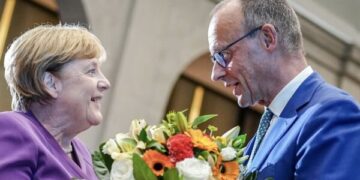Sondazhi në Gjermani: 48% besojnë se Merkel do t’i përballonte më mirë sfidat se Merz