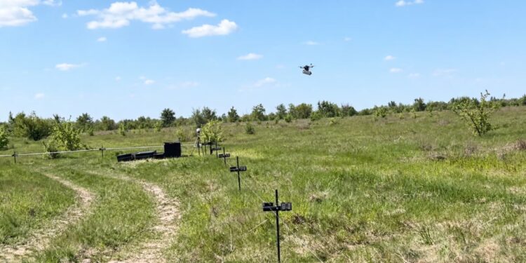 “Tela me gjemba inteligjentë”: Kurthi i ri i Ukrainës për dronët