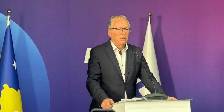 Hamza pas mbledhjes së PDK-së: Optimist që Ligji për Specialen nesër kalon në Kuvend