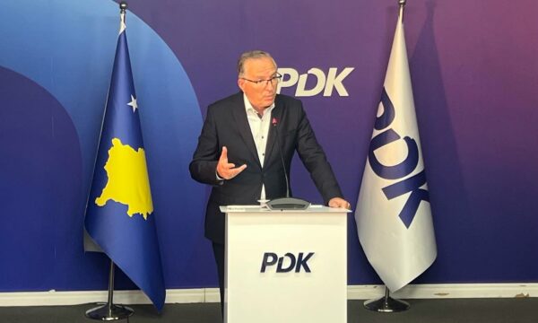 Hamza thotë se Specialja dhe Presidenti janë çështje të ndara: S’lejojmë të trajtohen në nivel të pazareve politike