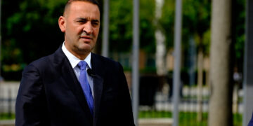 Daut Haradinaj: Mosvotimi i Ligjit për Specialen, dhuratë e madhe për Vuçiqin në Serbi