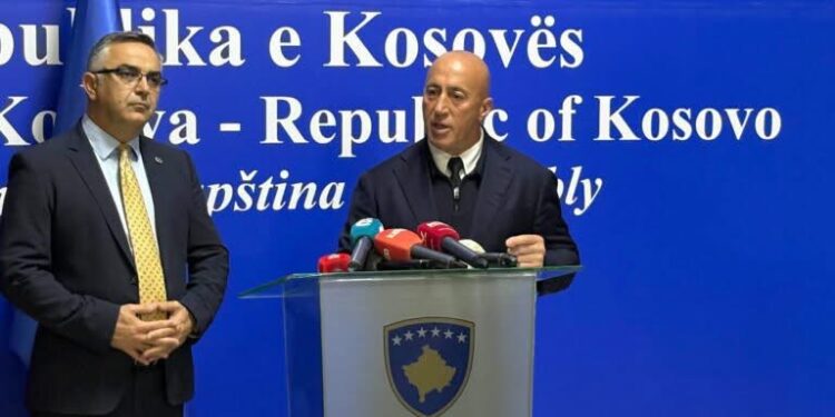 Haradinaj për Kurtin: Po punon me e zhbë Kosovën, keqbërës patologjik