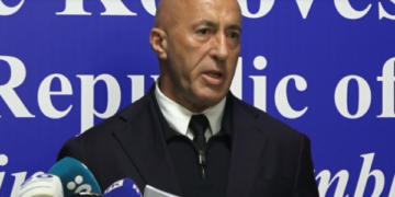 “Tri orë të mbetura”, Haradinaj deputetëve: Ejani ta votojmë ndryshim-ligjin për Specialen