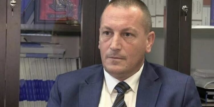 Kush është Prokurori që e ndaloi për 48 orë Gani Gecin
