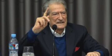 “Kjo barbari nuk ka ndodhur as në vitet ‘90”, Berisha thirrje për protestën e së shtunës: Të solidarizohemi me studentët