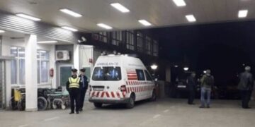 Pacientja “braktiset” në Emergjencë, familjarët nuk i përgjigjen as Policisë