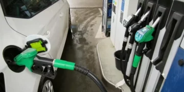 Rekord i zi, nafta shkon edhe më lartë – shtrenjtohet edhe më shumë