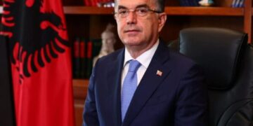 Tensionet në Shqipëri, ambasadori amerikan, ai gjerman dhe ai i BE’së në zyre te Begaj, në takim edhe Mejdani e Topi