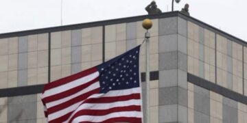 Ambasada amerikane: Presim që të zhvillojmë dialog strategjik me Kosovën kur të krijohen kushtet e duhura