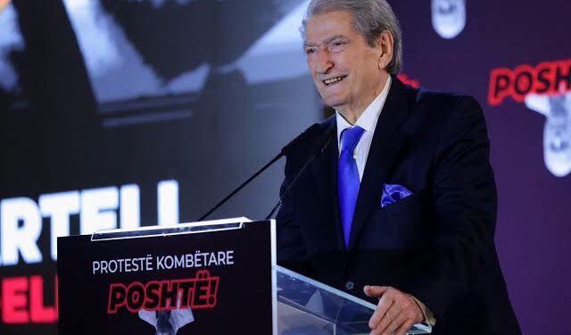 Berisha mesazh anëtarëve të PD-së për pjesëmarrje në protestën e së shtunës: Studentët po luftojnë për ne