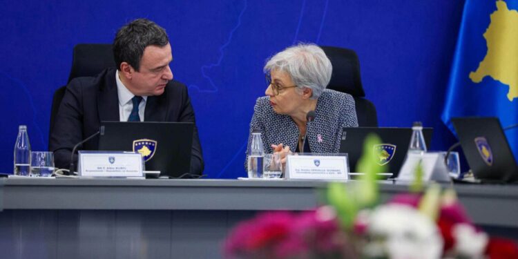 Qeveria e Kosovës miraton tri projektligje me Suedinë: Nga ekstradimi te transferimi i të dënuarve