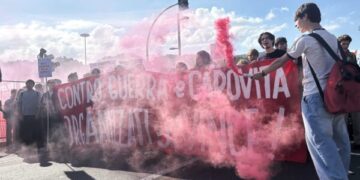 Më shumë se 100 mijë njerëz në shesh, Italia paralizohet nga protestat
