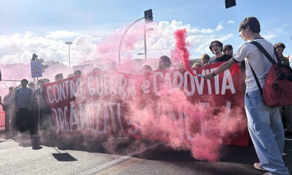 Më shumë se 100 mijë njerëz në shesh, Italia paralizohet nga protestat