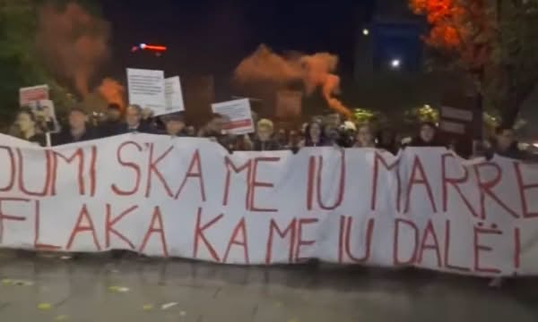Nis protesta kundër vrasjes së grave pas rastit tragjik të Arlinda Zekajt