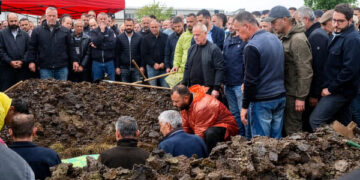 ​U jepet lamtumira e fundit Egzon e Nafije Bogujevcit në Pozheran të Vitisë