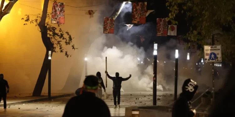 Protesta e në Shqipëri, dje u arrestuan 69 persona dhe 20 u proceduan penalisht