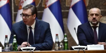 Vuçiq mbron kriminelin Radoiçiq: Dorëzimi i tij në Prishtinë do të nënkuptonte njohjen e Kosovës