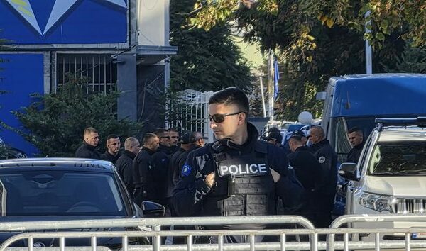 Forca të shtuara të Policisë para Kuvendit