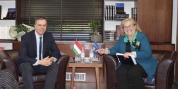 Ambasadori hungarez: Presim të forcojmë bashkëpunimin me Presidenten Shiroka-Pula