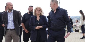 Sami Lushtaku kujton Abedin Rexhën – Sandokanin në 28-vjetorin e rënies: “Trim i rrallë, strateg dhe udhëheqës i shquar”