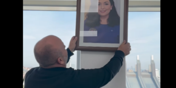 “Naseri” që e bëri të famshëm Gërvalla e heq me kënaqësi një fotografi të Osmanit në MD: Vet e kam ndu, vet po e hjeki