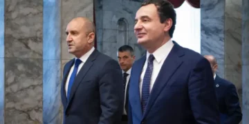 Kryeministri bullgar uron Kurtin për mandatin e ri, e fton për vizitë