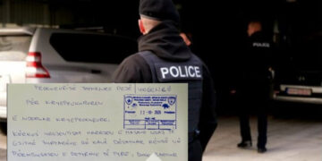 “Uroj të mos jepni llogari pasi të jetë marrë jeta ime” – letra tronditëse që Arlinda Zekaj ia dorëzoi Prokurorisë tri ditë para se të vritej
