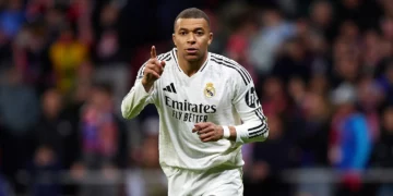 Emri i Mbappes në një hetim për korrupsion, në pyetje edhe nëna e futbollistit