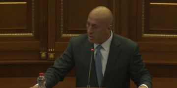 Haradinaj: Marre që erdhëm në ditën kur kemi dilema nëse UÇK është në themel, po e rrezikojmë sigurinë kombëtare