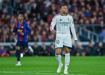 Real Madridi u kërkon falje publike kinezëve pas komenteve kontroverse të Kylian Mbappes