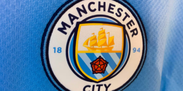 Goditje e rëndë për Man Cityn? UEFA mund ta përjashtojë deri në 10 vjet nga garat evropiane