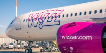 Skandal: Wizz Air lë pasagjerët shqiptarë dy ditë në aeroportin e Barcelonës