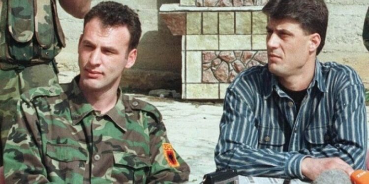 “Le more çfarë urdhra, çfarë pallavra”, Limaj pyetet se a ka marrë urdhra nga Thaçi