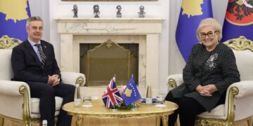 Ambasadori britanik takon Presidenten Justina Shiroka-Pula: Do të forcojmë partneritetin me Kosovën
