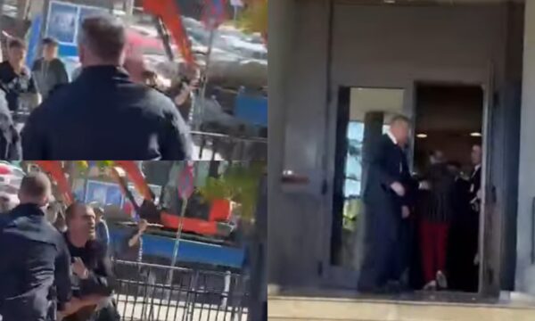 “O majmuna, hyni mrena…” – me britma e të shara, protestuesit pengojnë deputetët e LDK-së të dalin nga Kuvendi