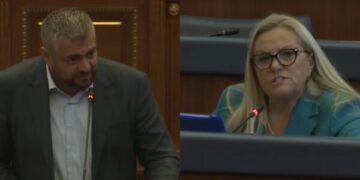 “Është dashur ta ruani kontributin pas luftës”, “faleminderit për ligjëratën” – replikat Hoti-Kadrijaj në Kuvend