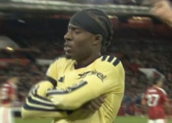 Madueke “heroi” i Artetas, Arsenali fiton me vështirësi ndaj Notts