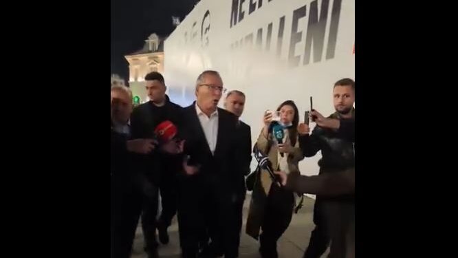 Më në fund, Hamza i bashkohet protestës, thotë se nuk ka arsye që të mos miratohet ligji
