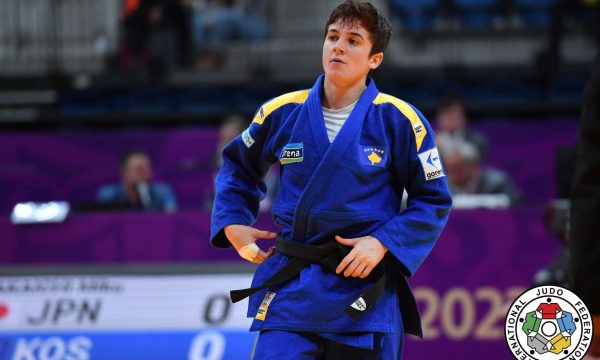 Laura Fazliu humb në gjysmëfinale, synon medaljen e bronztë në Abu Dhabi